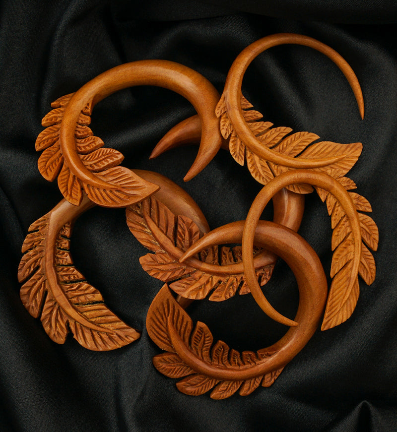 Foliage Wooden Spiral Hangers