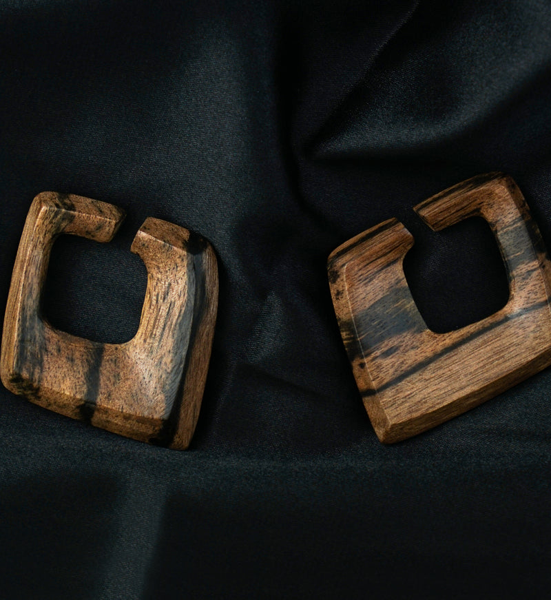 Jager Hoop Areng Wooden Hangers