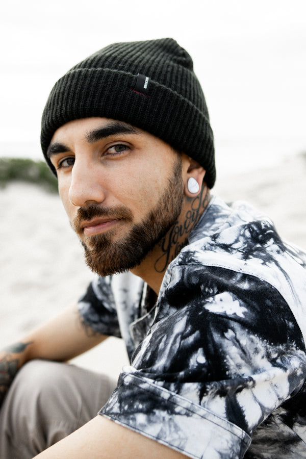 White Howlite Stone Teardrop Plugs