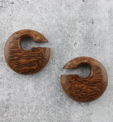 Annular Hoop Coconut Wooden Hangers