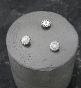 Flower Circlet Clear CZ Internally Threaded Titanium Top