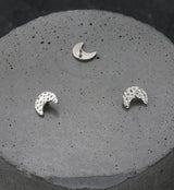 Hammered Half Moon Internally Threaded Titanium Top