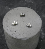 Triple Petal Clear CZ Internally Threaded Titanium Top